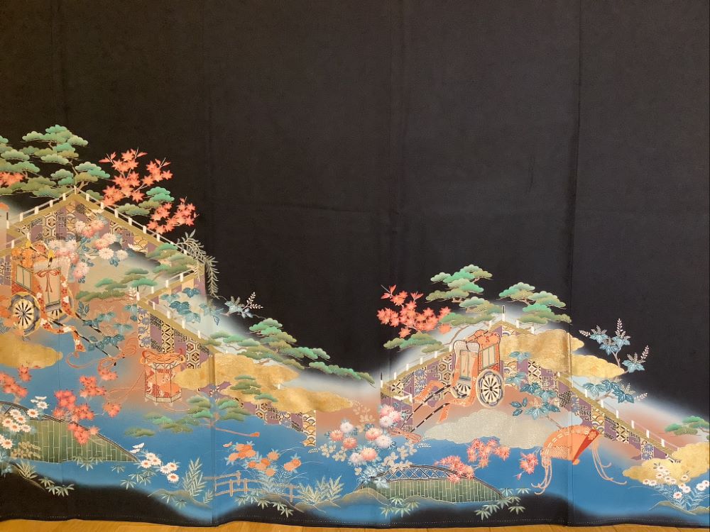 草花に平安絵巻